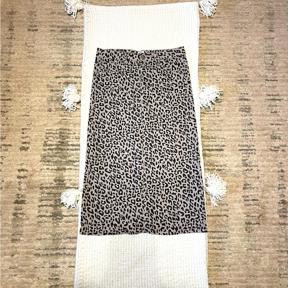 Leopard Print Midi Skirt